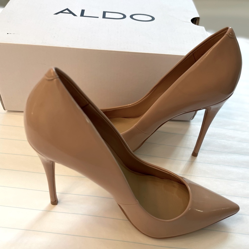 ALDO NUDE PINK heels